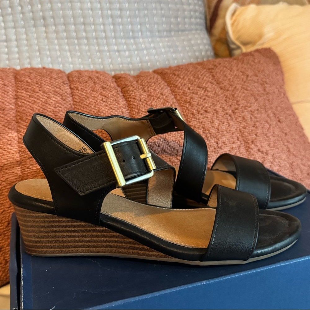 White Mountain Black Wedge Sandals with Adjustable Buckle